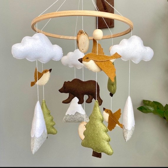 How to Design and Assemble a Forest Theme Baby Mobile