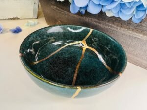 Kintsugi Emerald Green Bowl: A Handmade Treasure